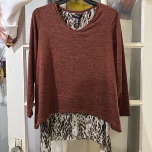 Style & Co.Vneck Layered look Rust Sweater/Animal Print  Handkerchief hem Top 0X